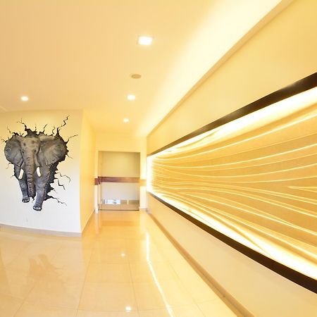 เบสต์ เวสเทิร์น พรีเมียร์ การ์เดน โฮเต็ล เอนเทบเบ Hotel เอนเทบเบ้ ภายนอก รูปภาพ