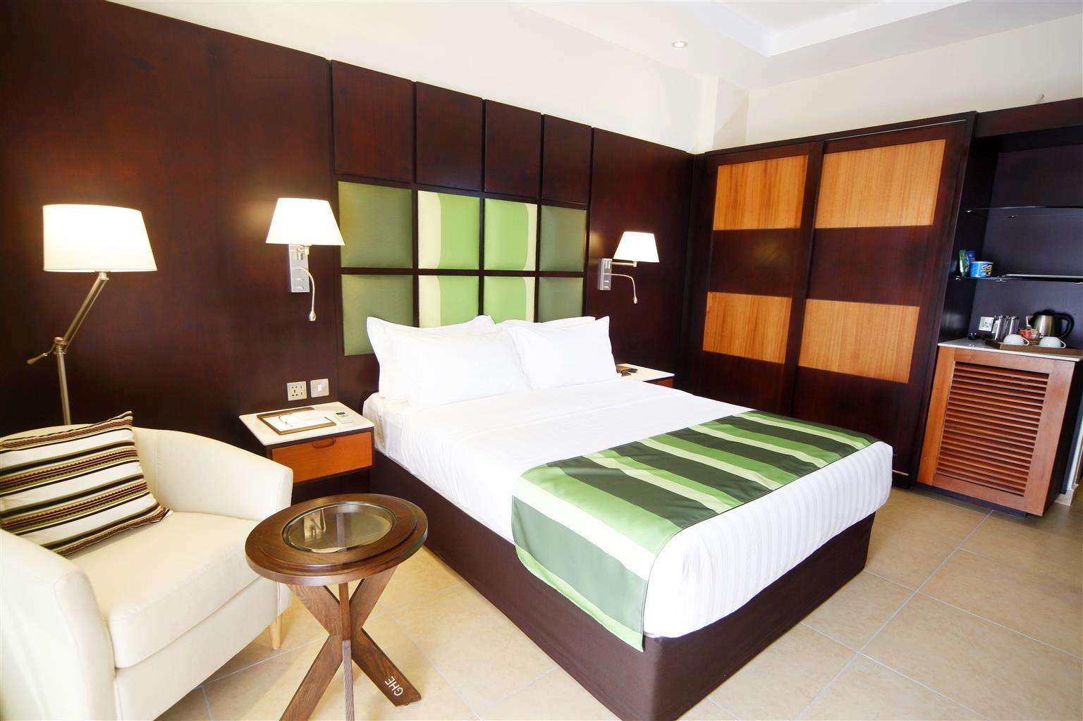 เบสต์ เวสเทิร์น พรีเมียร์ การ์เดน โฮเต็ล เอนเทบเบ Hotel เอนเทบเบ้ ภายนอก รูปภาพ