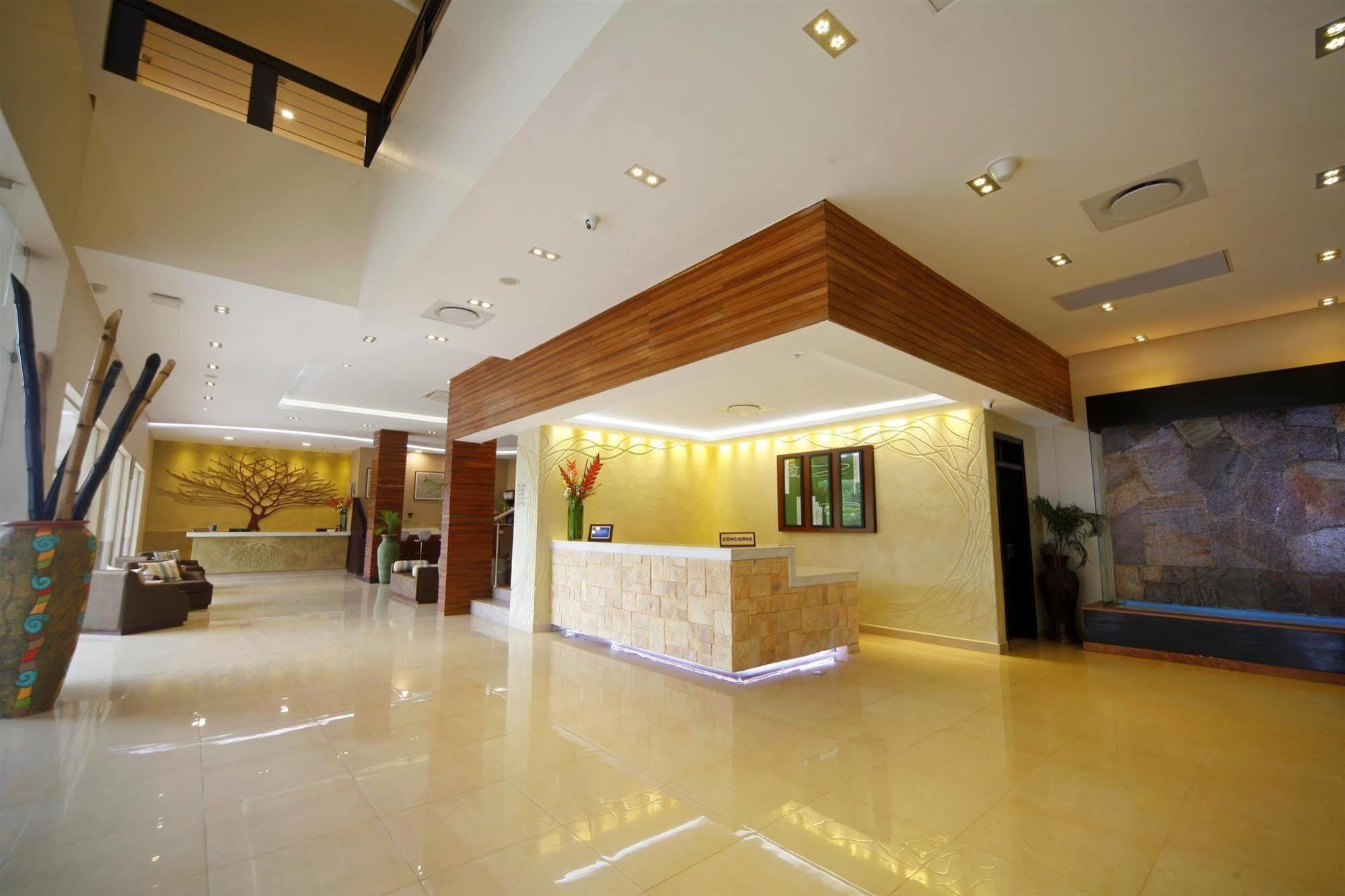 เบสต์ เวสเทิร์น พรีเมียร์ การ์เดน โฮเต็ล เอนเทบเบ Hotel เอนเทบเบ้ ภายนอก รูปภาพ